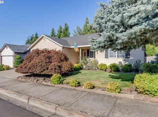 361 NW Country Ct, McMinnville, OR