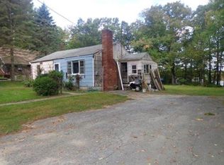 13 Ferncroft Rd, Leicester, MA 01524