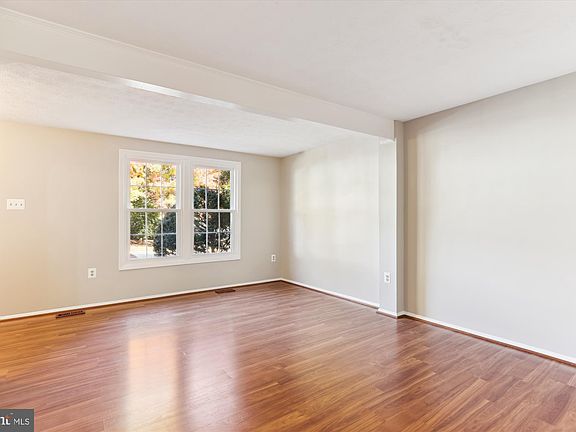 4th image of 5854 Rock Forest Ct