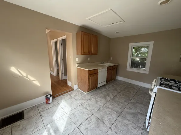 104 Warner St, Rochester, NY 14606