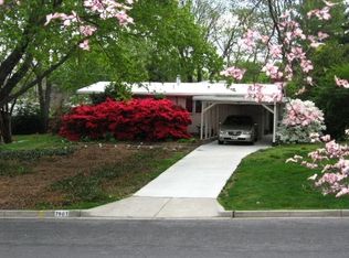 7907 Holmes Run Dr, Falls Church, VA 22042