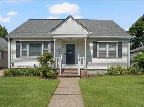 89 Rome Ave, Providence, RI 02908