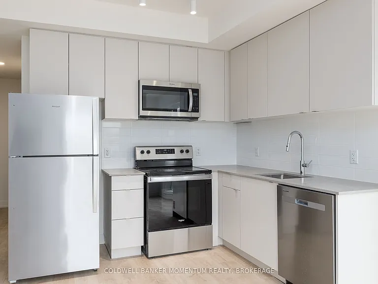 16 Melbourne Ave #311A — Photo 13
