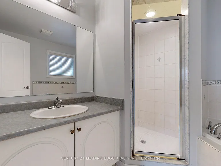 29 Pardon Ave — Photo 20