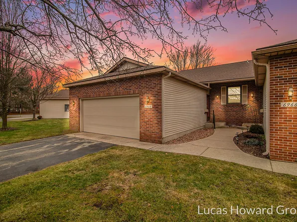 6964 E Springtree Ln SW, Grand Rapids, MI 49548