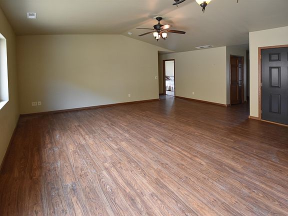 4th image of 784 Stage Run Rd