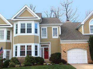 1274 Woodbrook Ct, Reston, VA 20194