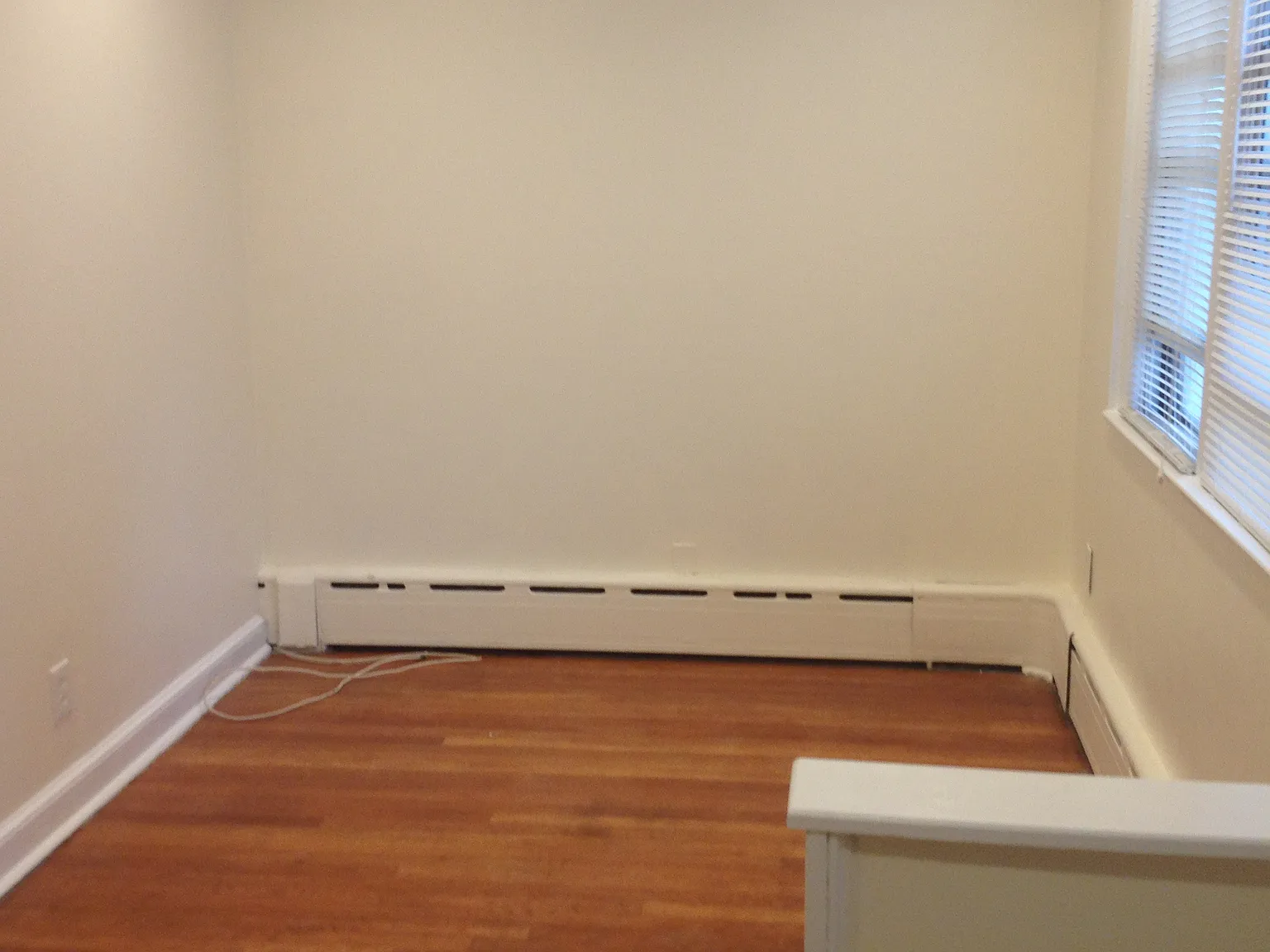 1 bed, 330 sqft, $1,800 — Photo 3