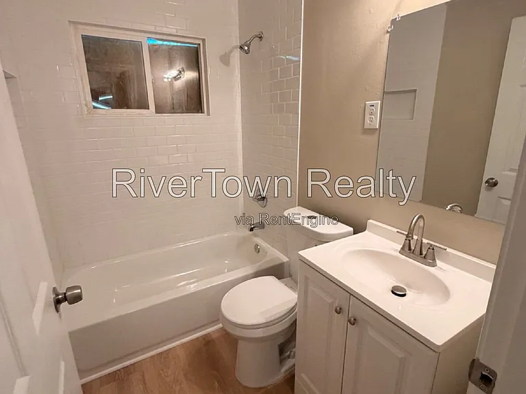 1511 Elkwood St — Photo 5