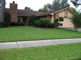 9123 Elk Bend Dr, Spring, TX 77379