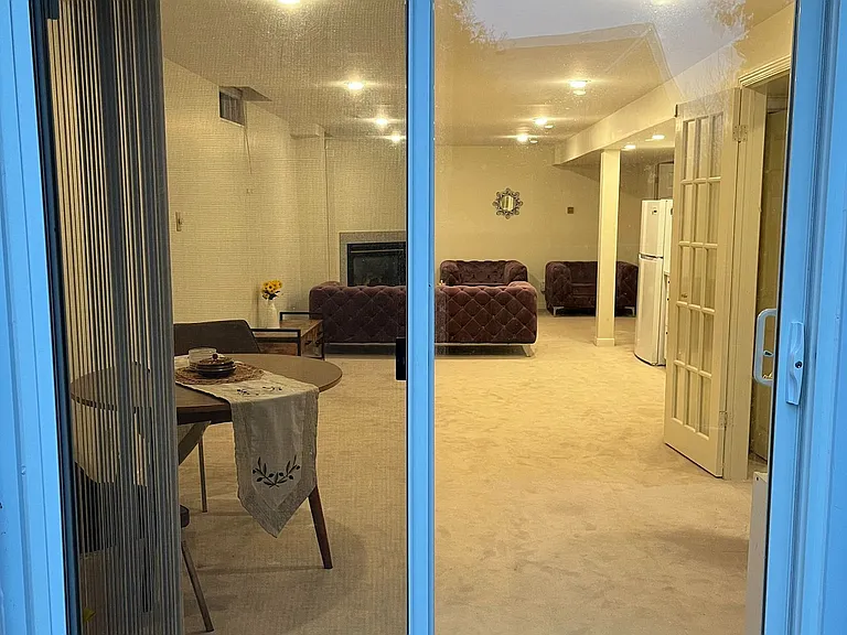 686 York Hill Blvd — Photo 11
