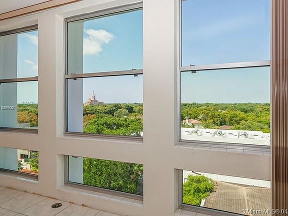 5th image of 700 Biltmore Way APT 810