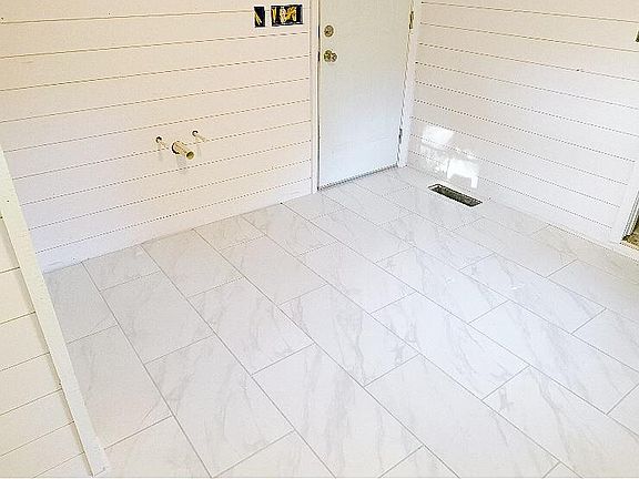 4th image of 1707 Ryan Ave