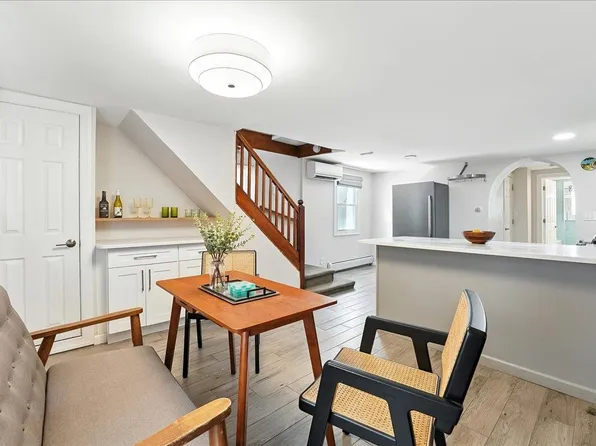 221 Terrace Avenue image 12 of 37