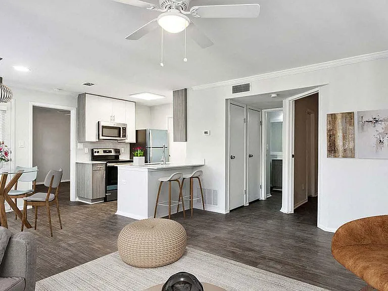 Briarhill Apartment Homes — Photo 5