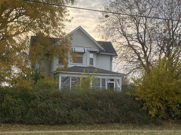 321 N Crosby Ave, Janesville, WI 53548