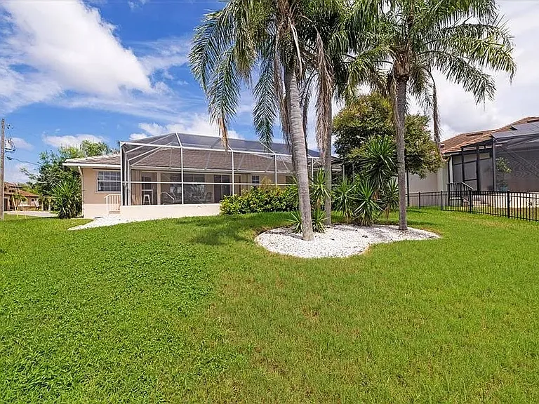 527 Saint Girons Ct — Photo 41