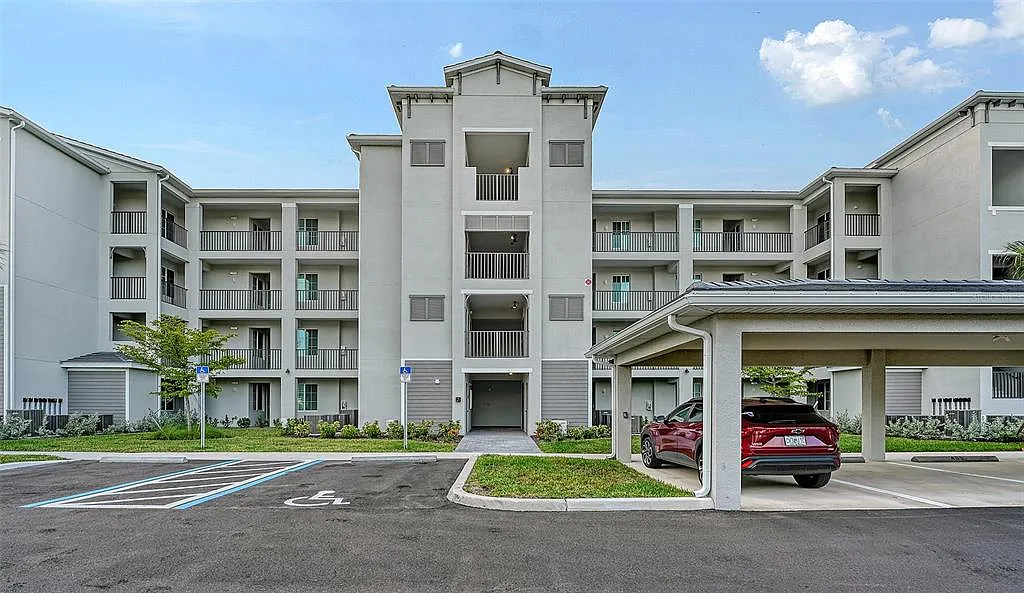 Building Photo - 17625 Opal Sand Dr #203