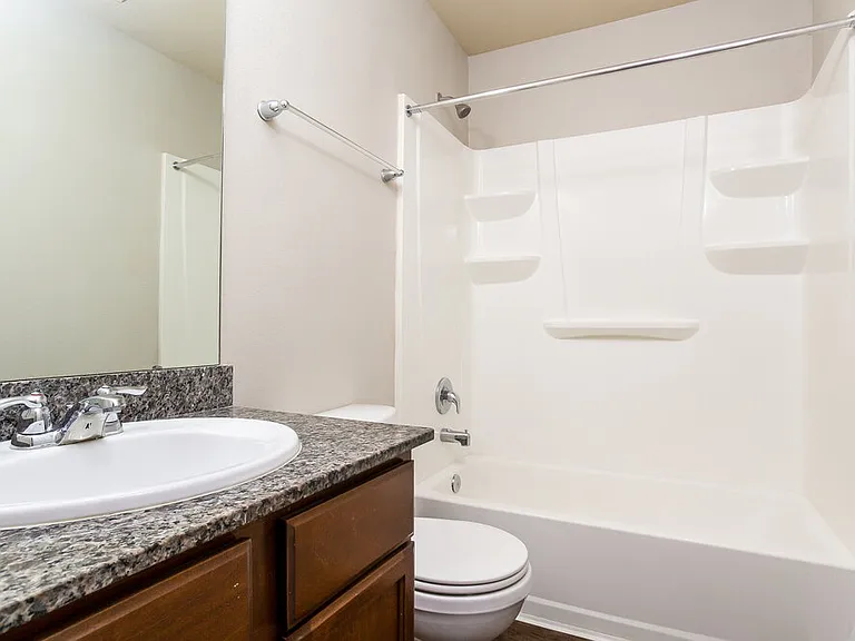 23630 Maple View Dr — Photo 13