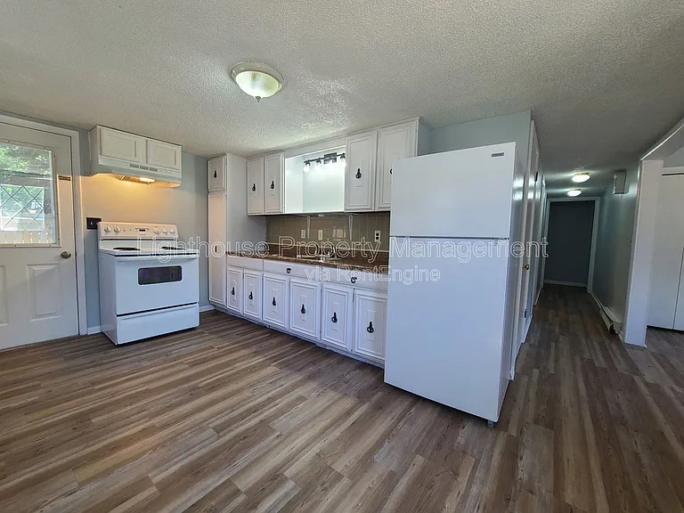 7806 Stevensville Baroda Rd — Photo 3