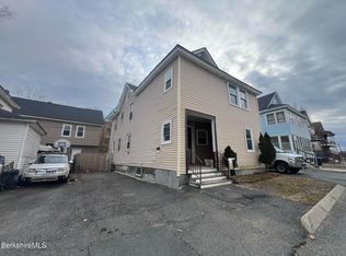 5-7 Wallace Pl, Pittsfield, MA 01201