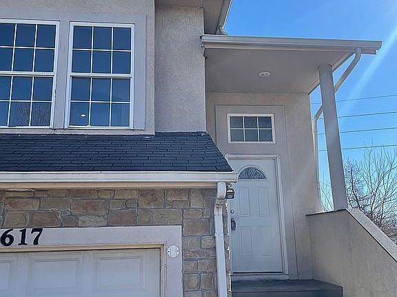 2nd image of 617 S Woodson Ln