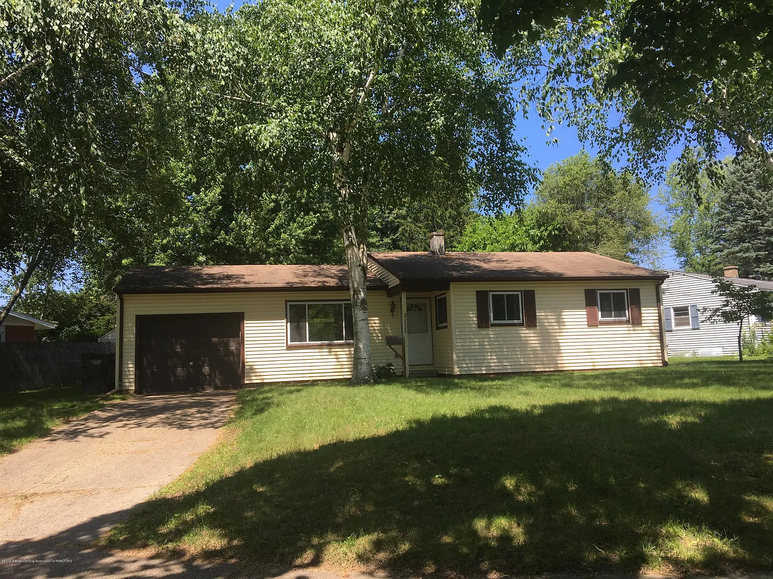 3526 Harold St photo 1