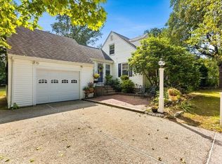 15 Felch Rd, Natick, MA 01760