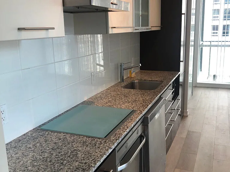 770 Bay St #2306 — Photo 7