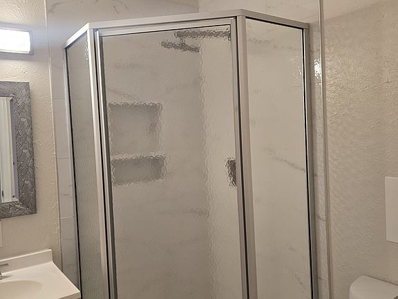 3rd image of 12810 Midway Rd APT 1037