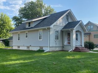 717 E 7th St, York, NE 68467