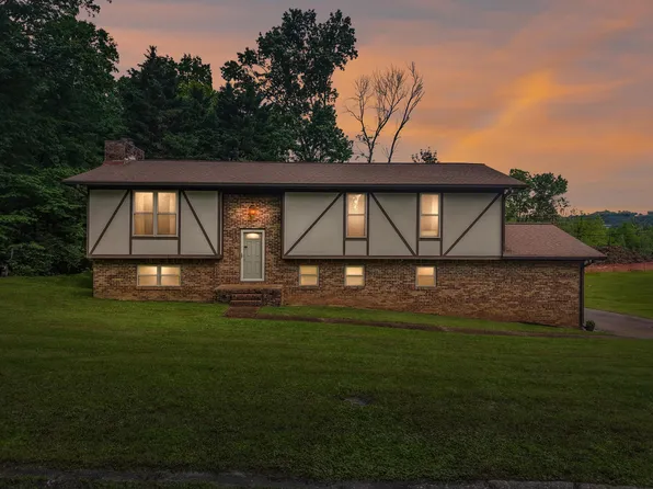 7470 Twin Brook Dr, Chattanooga, TN 37421