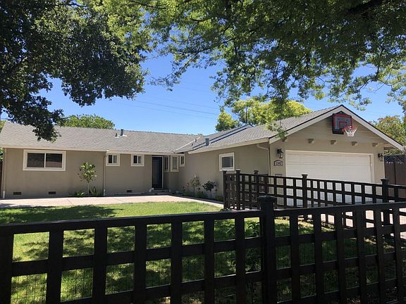 2nd image of 1592 Willowdale Dr