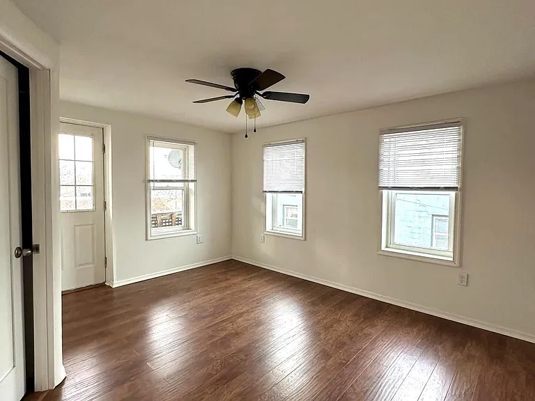 277 S Potomac St #3 — Photo 17