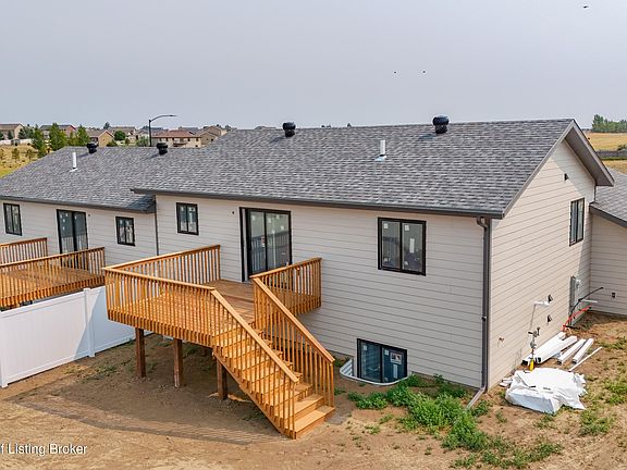 5th image of 1646 Marilyn Way