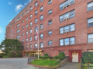 143-50 Hoover Avenue #219, Briarwood, NY 11435