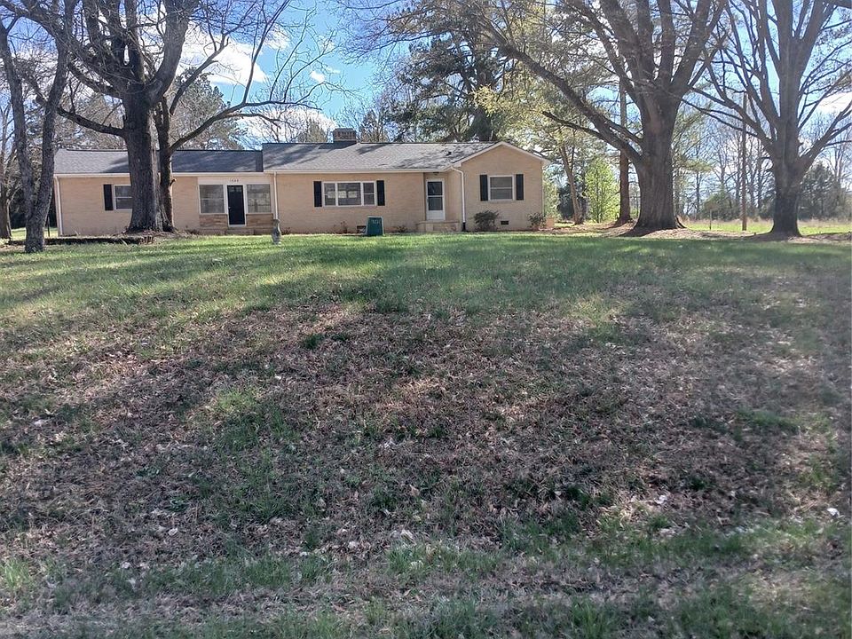 1st image of 1345 Gheen Rd