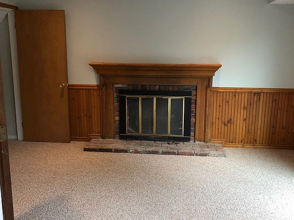 Family Room with Fireplace