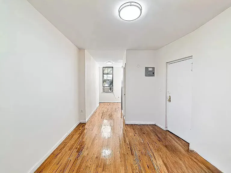 44 Malcolm X Blvd #2F — Photo 2