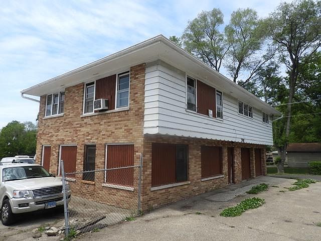 2nd image of 718 10th St