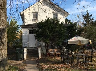 237 High St, Highwood, IL