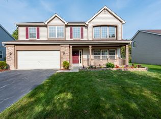 1285 Chesterfield Ln, Grayslake, IL