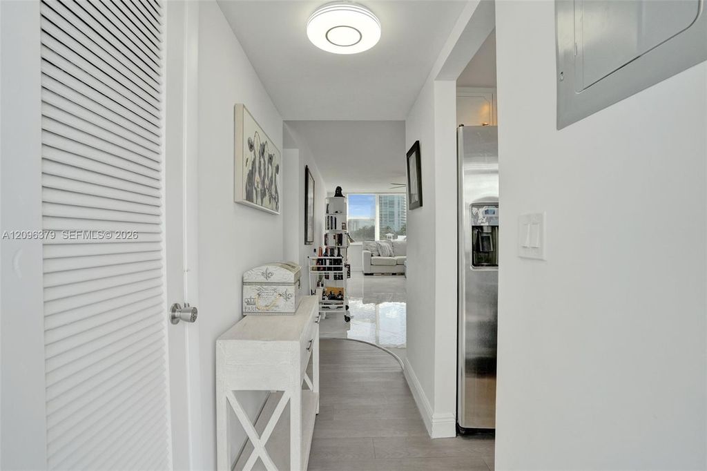 201 N Ocean Blvd APT 503, photo 3