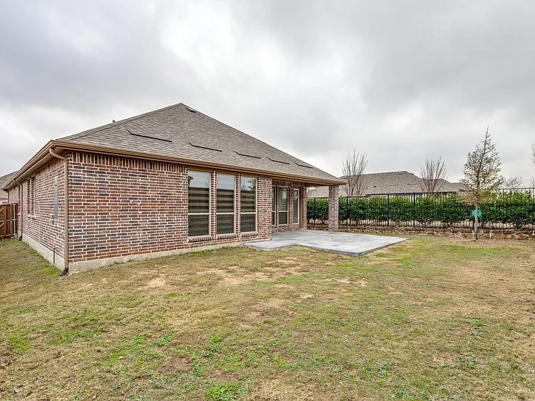 1600 Bird Cherry Ln — Photo 23