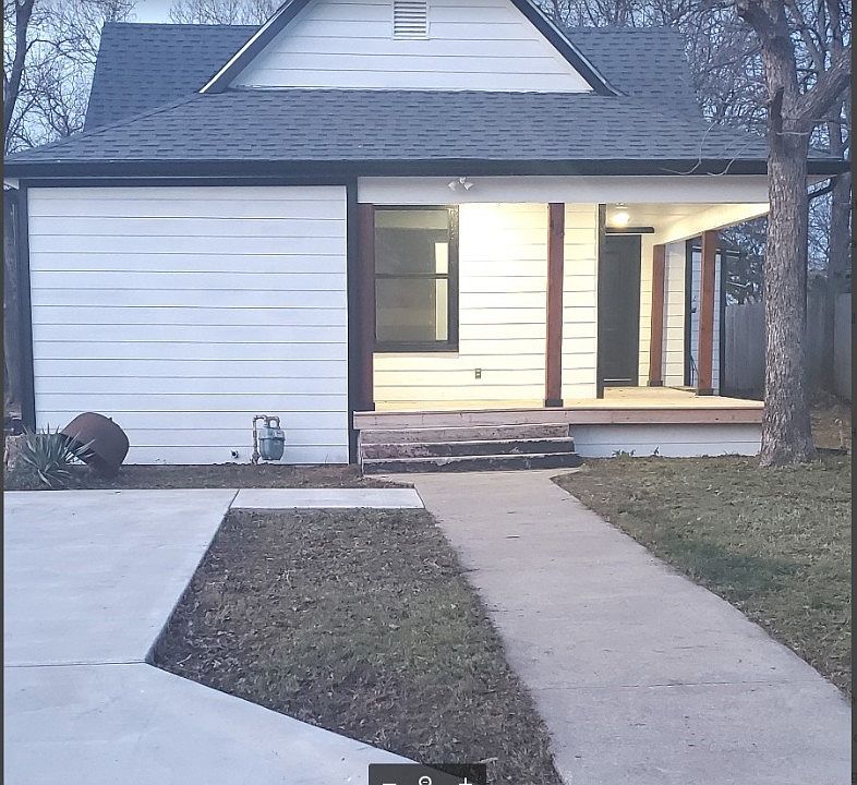 1st image of 415 E Orange St