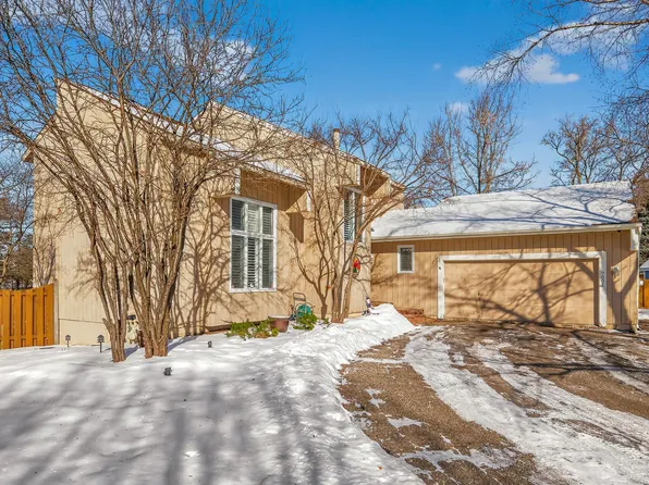 7001 Beacon Cir, Eden Prairie, MN 55346