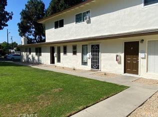 625 W Provential Dr, Anaheim, CA