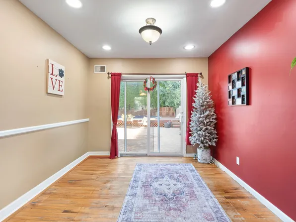 139 Winchester Avenue image 12 of 32