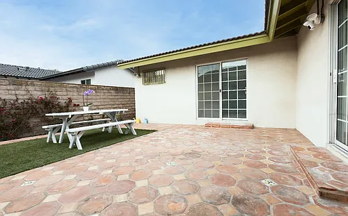 5128 Lindblade Dr Photo 1