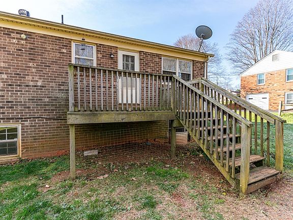 3rd image of 581 Tanglewood Dr Lot 60